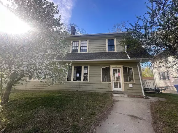 Springfield, MA 01108,74-78 Leyfred Ter