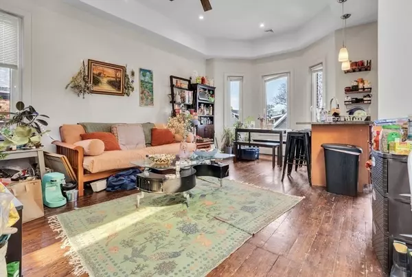 Boston, MA 02125,5 Saint Margaret St #3