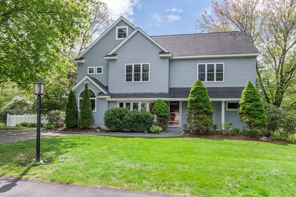 Natick, MA 01760,30 Strawberry Hill Rd