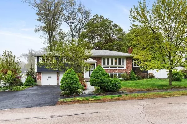 Milton, MA 02186,88 Hilltop St