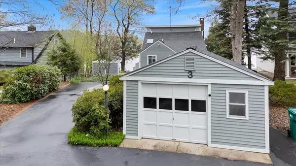 Kingston, NH 03848,3 Drew Ln