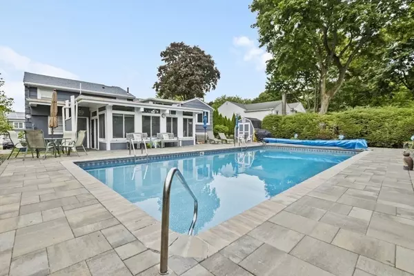 Dedham, MA 02026,50 Thompson Street