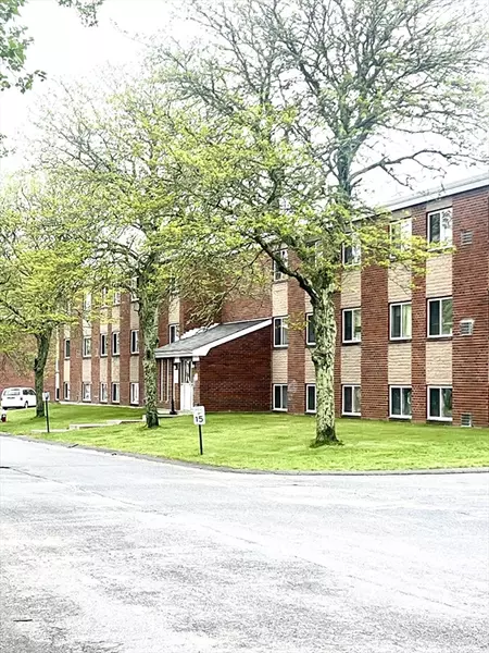 2100 Phillips Road #32, New Bedford, MA 02745