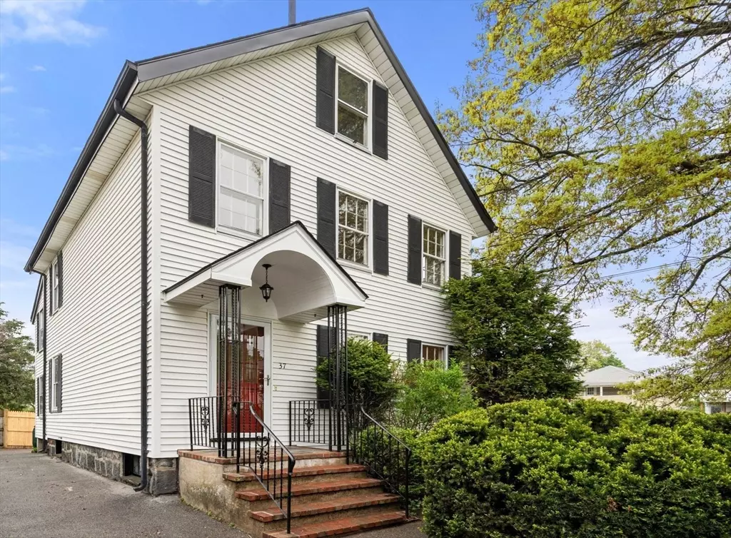 Medford, MA 02155,37 Lyman Avenue