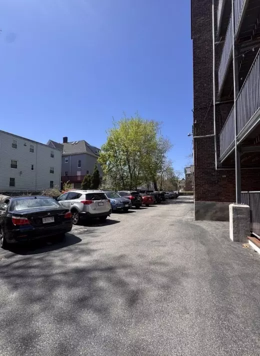 Boston, MA 02134,6 Radcliffe Rd. #1