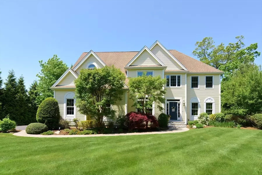 72 Kim Place, Holliston, MA 01746
