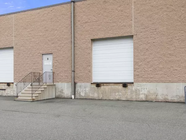 Newburyport, MA 01950,65 Parker St #9