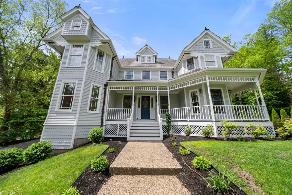 Wellesley, MA 02481,49 Longfellow Road