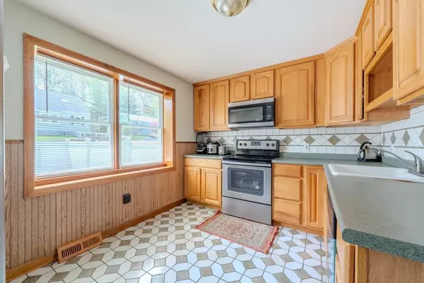 Worcester, MA 01603,38 Parsons Hill Dr