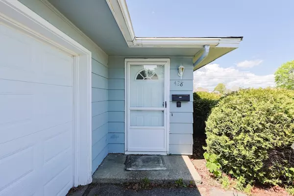 428 Parker St #2, New Bedford, MA 02740