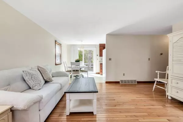 Yarmouth, MA 02664,29 Delivery Rd