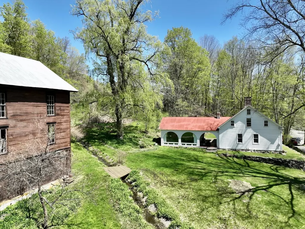 Buckland, MA 01338,56 Upper St