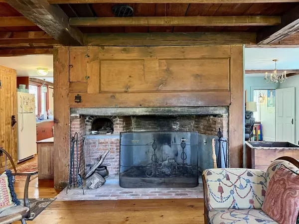 Buckland, MA 01338,56 Upper St