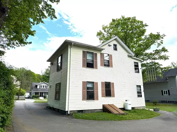 Palmer, MA 01069,1028 Maple St