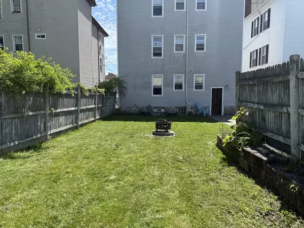 New Bedford, MA 02746,193 Deane St