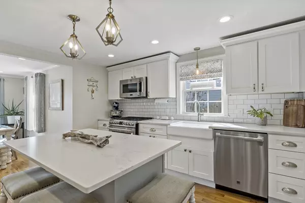 Fairhaven, MA 02719,21 Grove Street
