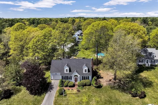 Barnstable, MA 02632,72 Rosemary Ln