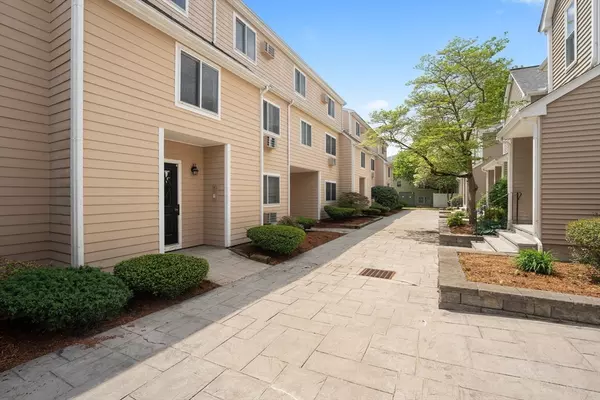 Mansfield, MA 02048,51 Fairfield Park #51