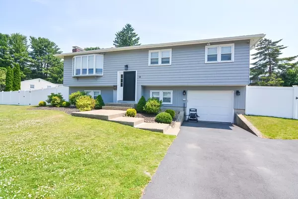 Peabody, MA 01960,10 Hoover Avenue