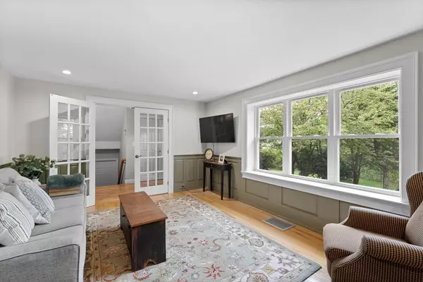 Wrentham, MA 02093,300 Spring Street