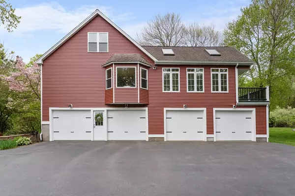 Wrentham, MA 02093,300 Spring Street