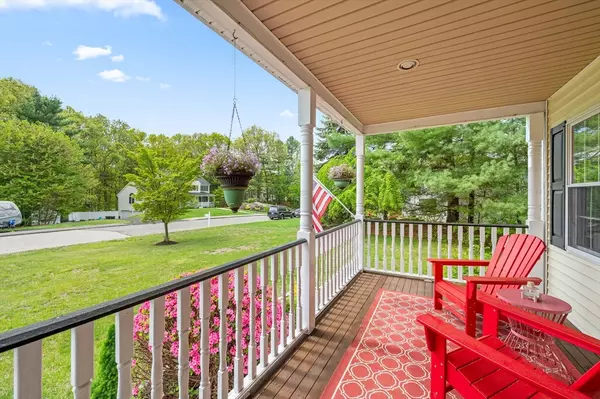 Uxbridge, MA 01569,93 Londonderry Way