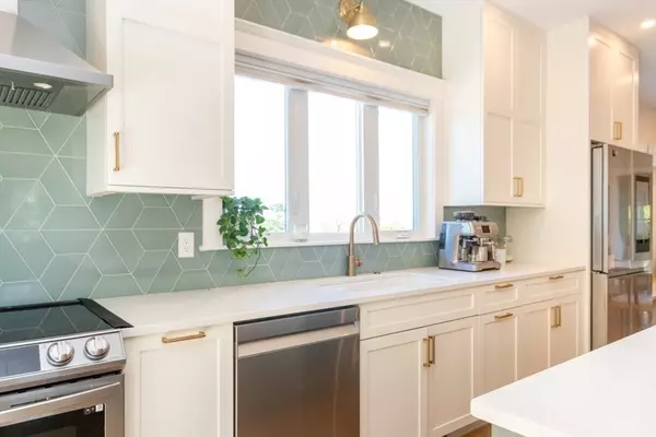 Quincy, MA 02171,15 Dundee Rd.