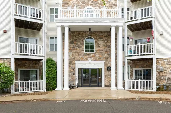 21 Hampshire Rd #201, Methuen, MA 01844