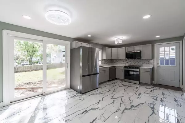 Chicopee, MA 01020,109 9th Ave