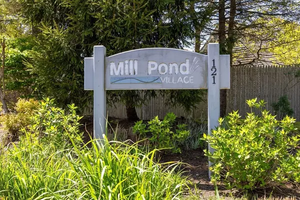 Yarmouth, MA 02673,121 Camp St #137