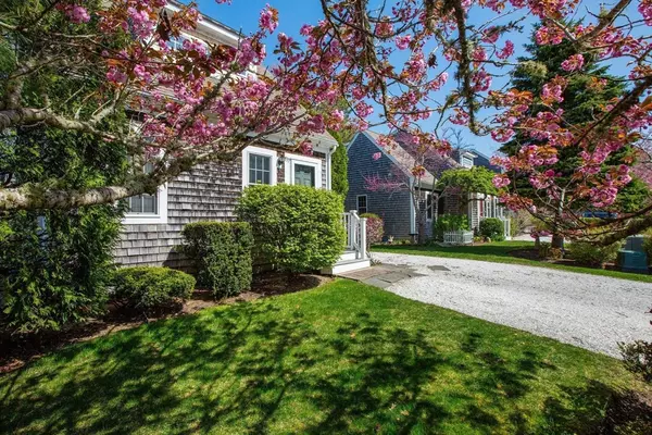 Yarmouth, MA 02673,121 Camp St #137