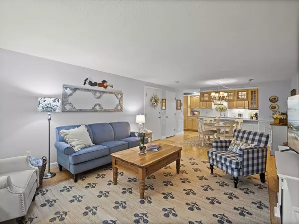 Burlington, MA 01803,14 Hallmark Gdns #3