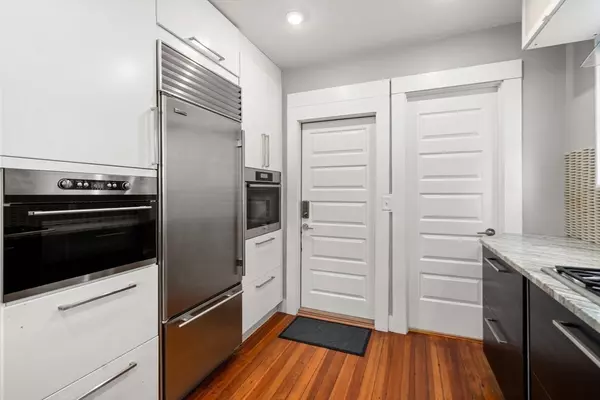 117 Sycamore St #1 Boston, MA 02131