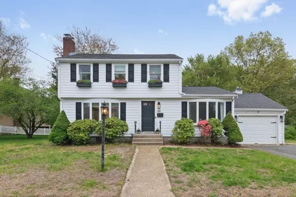 48 Carol Dr, Dedham, MA 02026