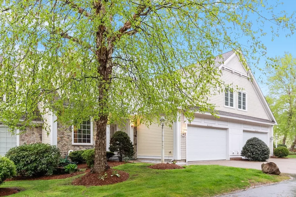 Andover, MA 01810,22 Swan Ln #22