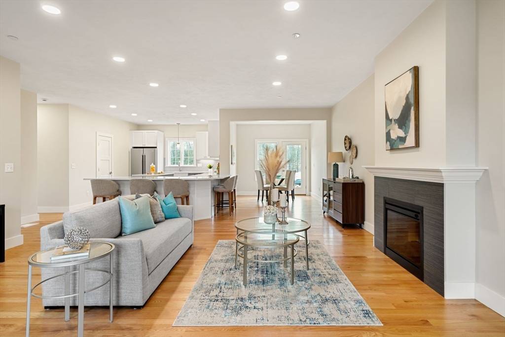 Sandown, NH 03873,17 Brightstone Way #15