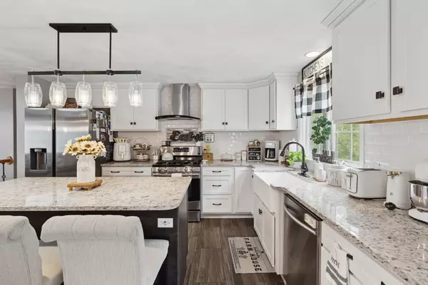 Taunton, MA 02780,43-C Williams St