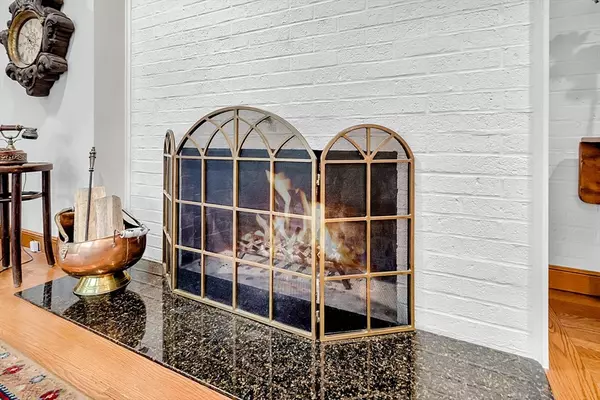 Easton, MA 02356,50 Shady Rest Rd