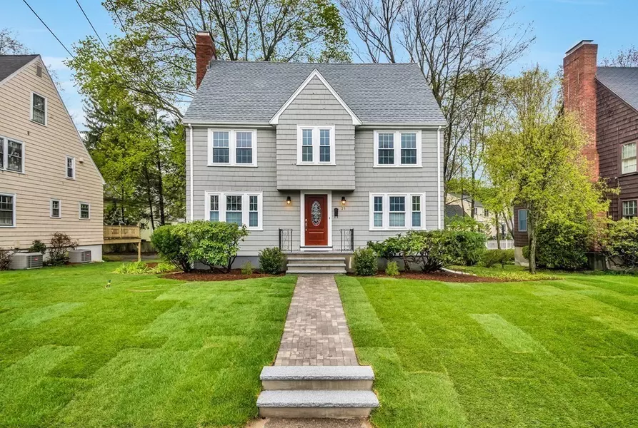 25 Allen Ave, Newton, MA 02468