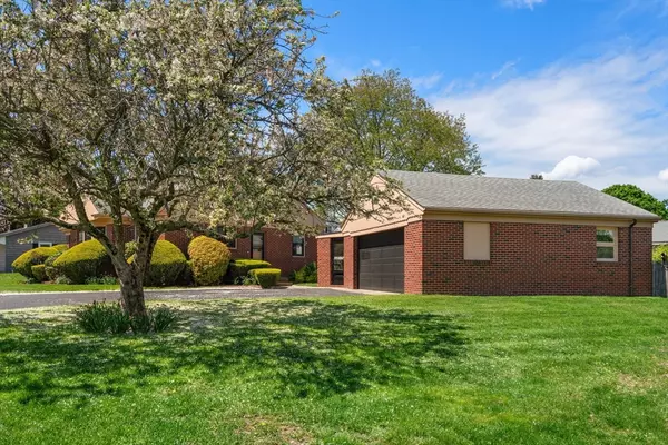 Acushnet, MA 02743,27 Ludlow St