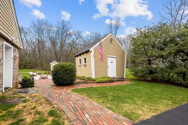 Norton, MA 02766,176 Lincoln St