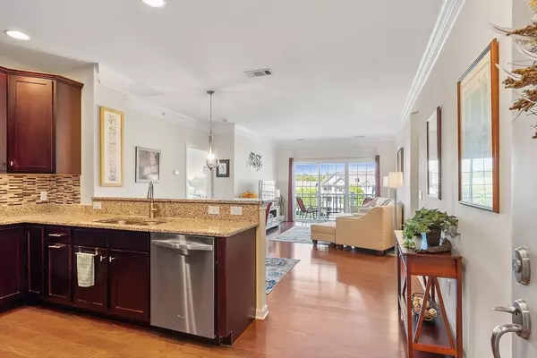 Westborough, MA 01581,214 Corning Fairbanks Way #214