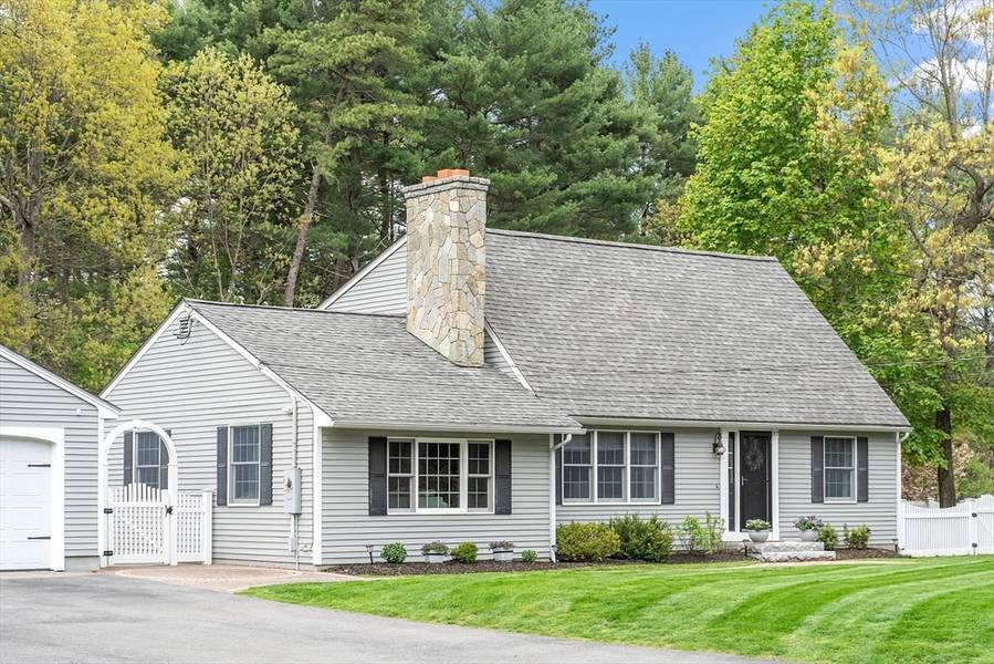 87 Ballardvale Road, Andover, MA 01810
