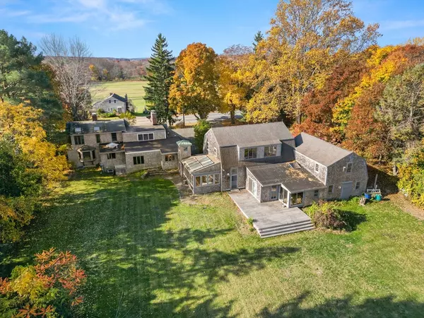 Newbury, MA 01951,143 High Rd