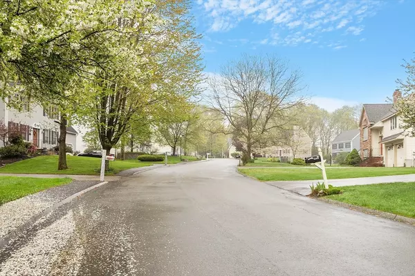 Haverhill, MA 01835,93 Towne Hill Road