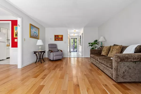 Danvers, MA 01923,47 Village Post Road #47