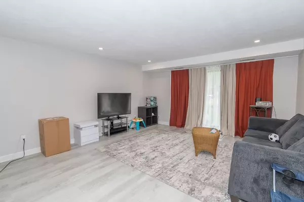 Taunton, MA 02780,170 Highland St #119D