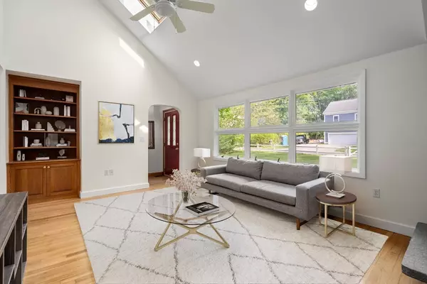 Weston, MA 02493,35 Bemis Street