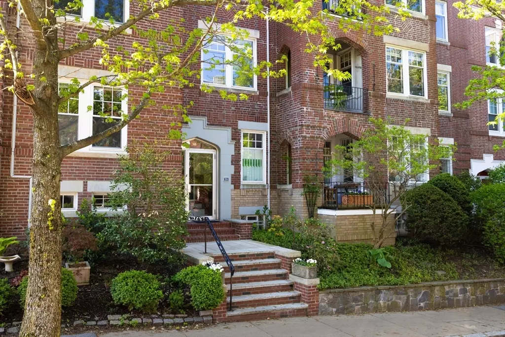 Brookline, MA 02445,38 Garrison Rd #2
