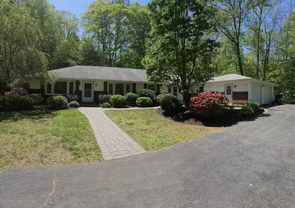 Grafton, MA 01519,24 Potter Hill Rd